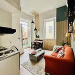 Srental House *