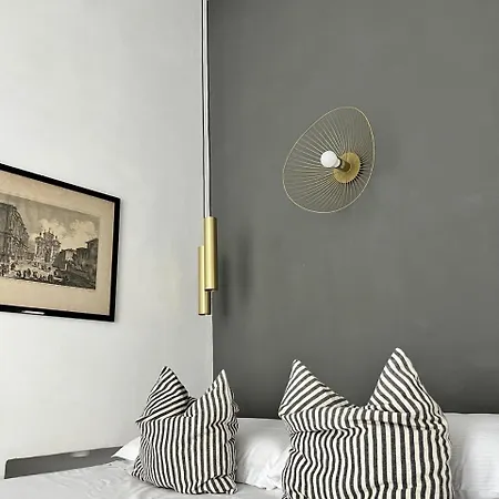 Srental House Apartment Rom